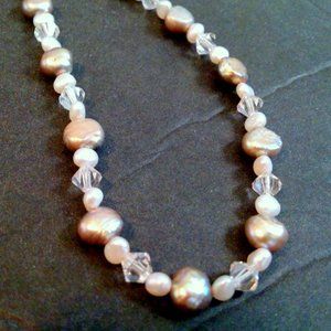 Freshwater Pearl and Crystal Beaded Necklace 18 Inch
